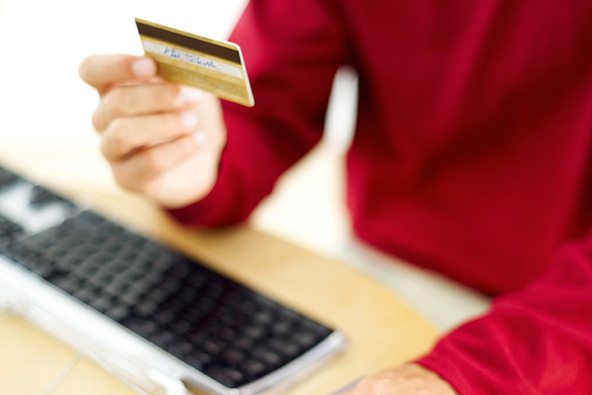 Chargeback Re-Presentment Rights for E-Commerce Merchants