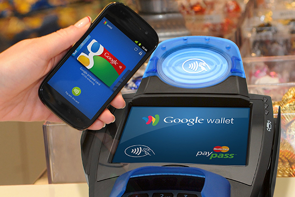 Americans, Brits Equally Uneasy About Mobile Payments