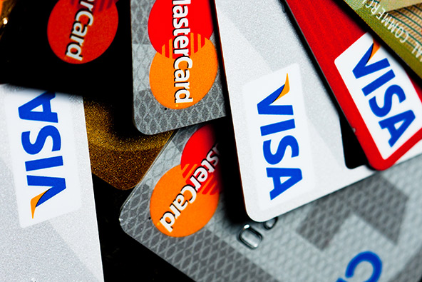 Americans still Sparing with Their Credit Cards